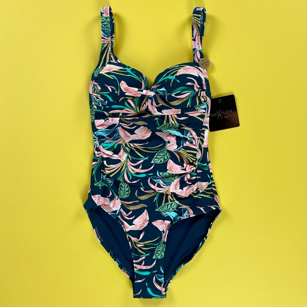 Nip Tuck Swimsuit 1 Pc MultiCup Bra Floral Print Green Size 4 NWT